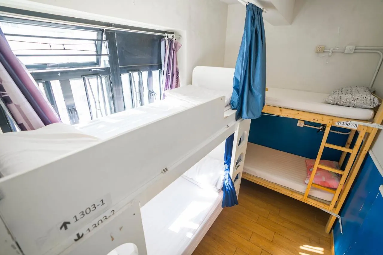 Snooze Hotel Hong Kong Capsule hotel